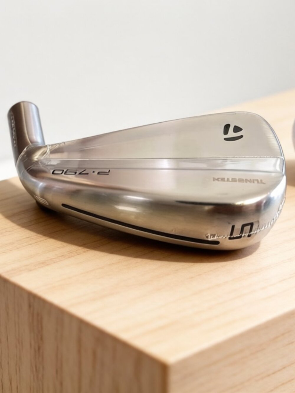 NEW TaylorMade P790 4th 5 Iron clubhead RH Just the clubhead